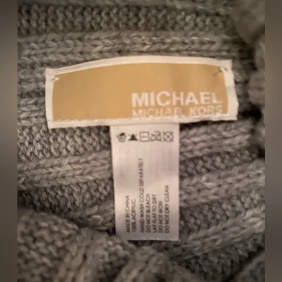 Michael Kors Pom-Pom Knit Beanie - Picture 4 of 4